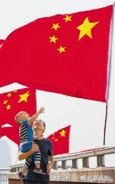 复旦大学校友年会隆重举行，花皙蔻主理人韩婕珺赞助母校活动